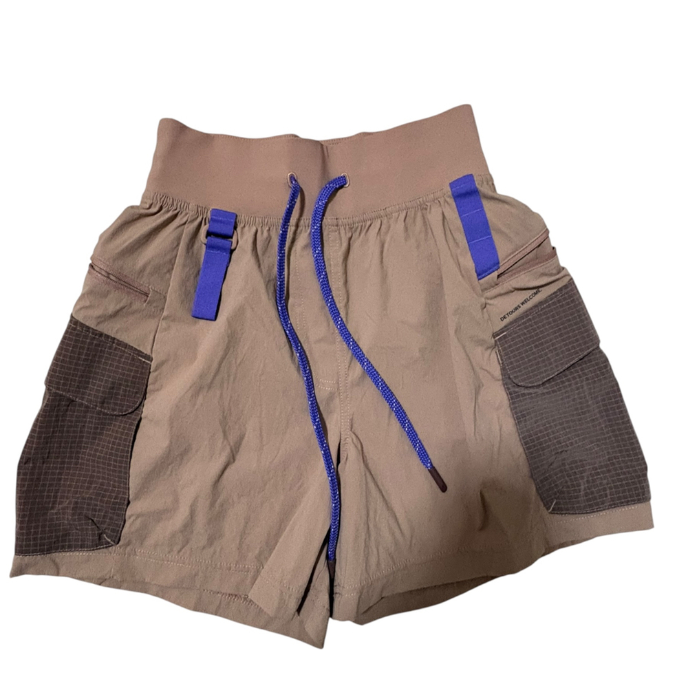 lululemon Multi-Pocket Cargo High-Rise Hiking Shorts 5” Pink Clay Size 2